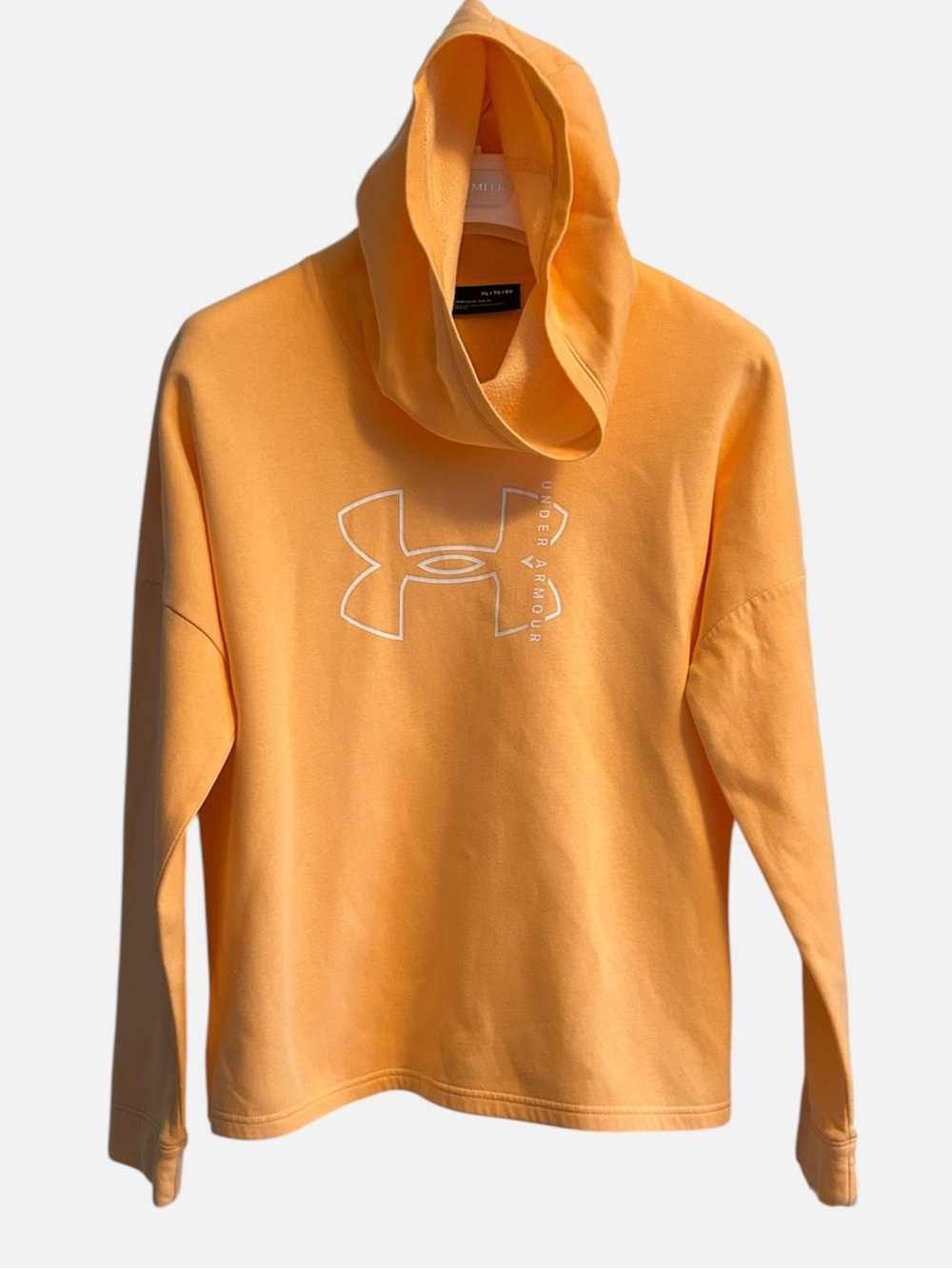 Under Armour Women's Peach Hooded Neck Pullover Sweatshirt